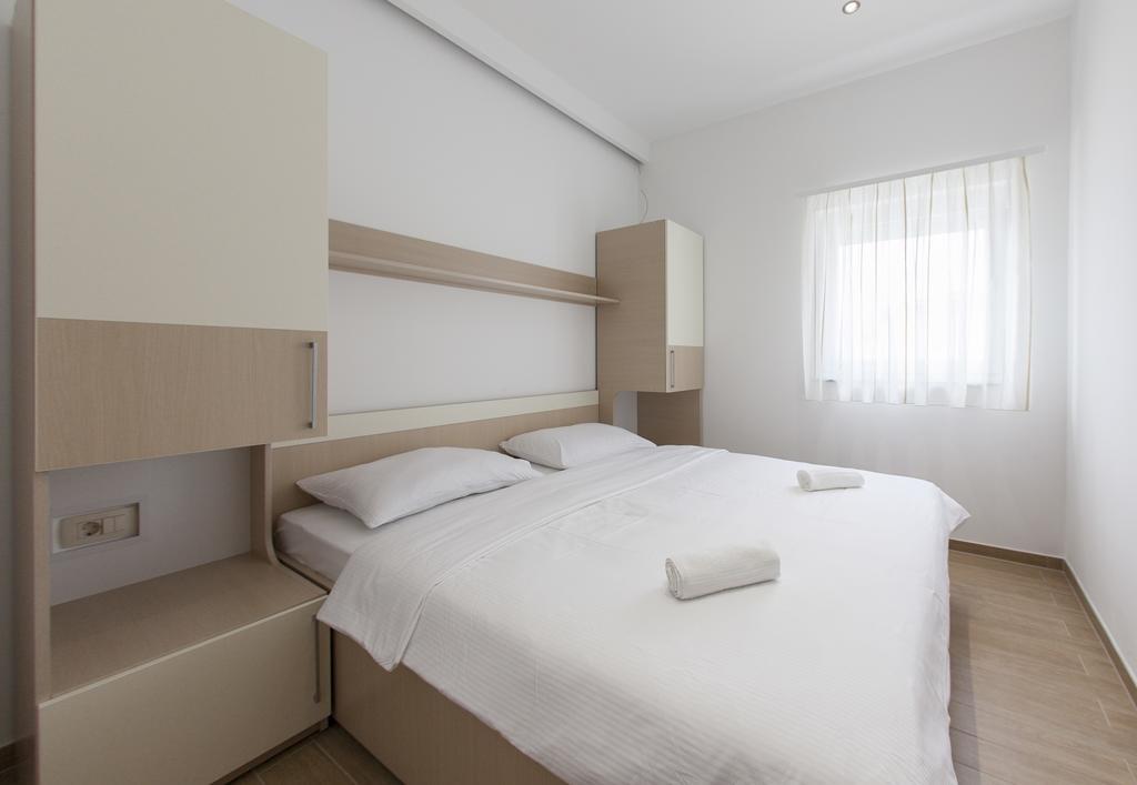 Apartments Villa Klara Baška Voda Dış mekan fotoğraf